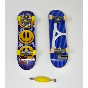 Tech Deck Fingerboard Skateboards ~ Flip Smily Faces & Paul Rodriguez